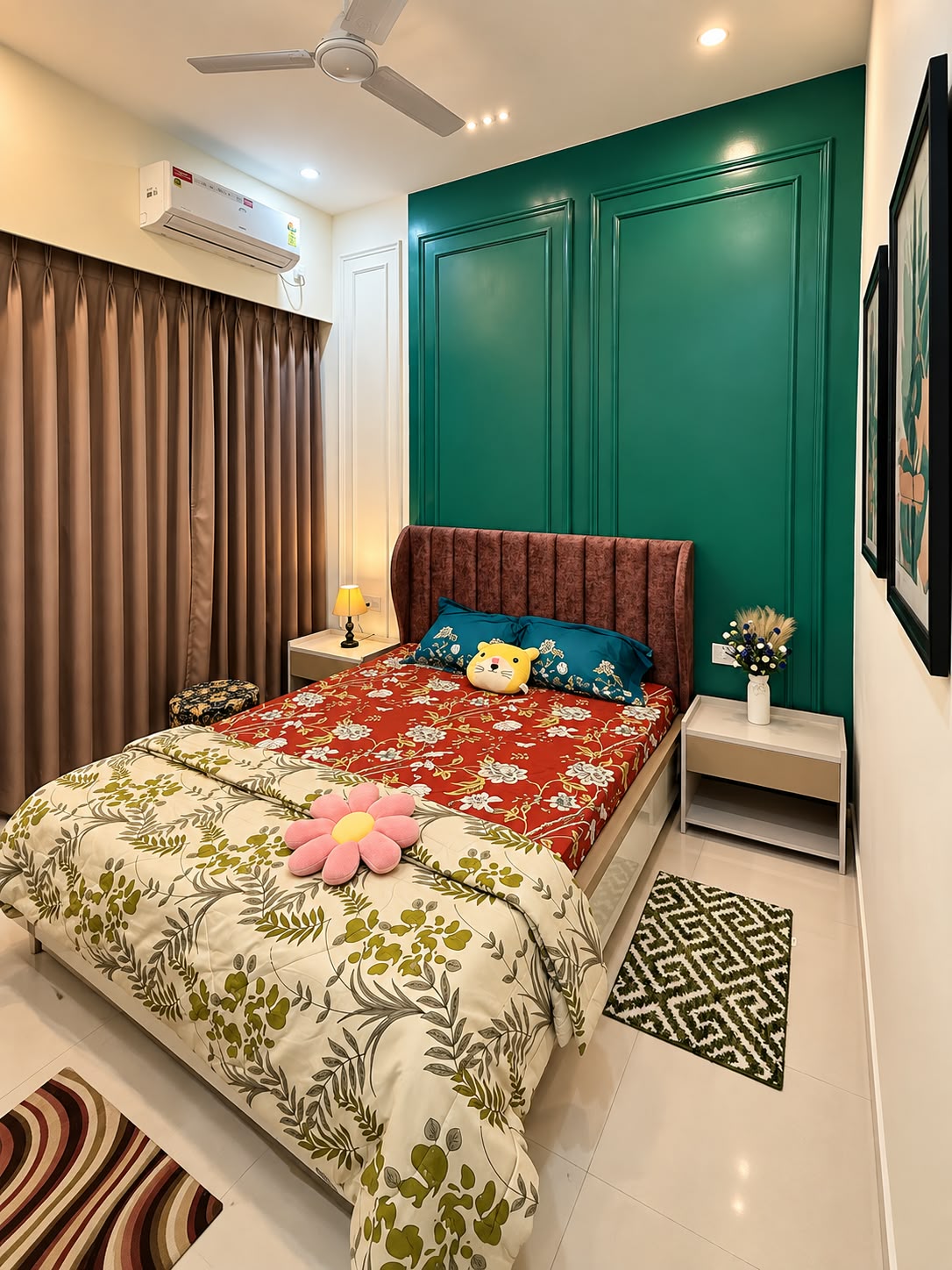 Cozy 2BHK Sofa Space